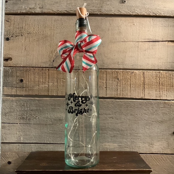 ‘Merry & Bright’ Wine Bottle Lantern - Picture 4 of 9
